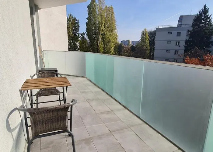 Anise ブカレスト