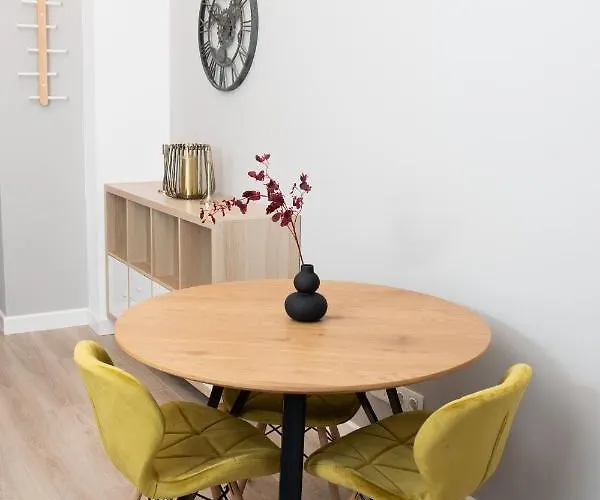 Anise * Бухарест